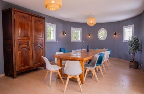 Feings House | L'Escale des Copains