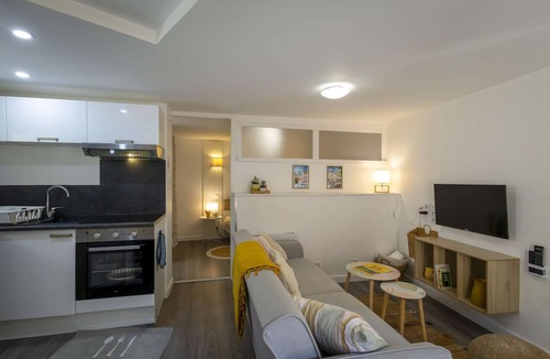 Chatel-Guyon Apartment | L'Escapade - 1 bedroom - 2 people - Terrace