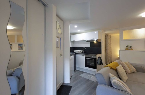 Chatel-Guyon Apartment | L'Escapade - 1 bedroom - 2 people - Terrace