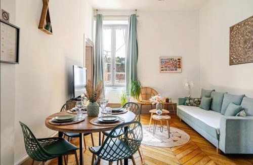 Centre Ville Apartment | L'Escapade Bohême