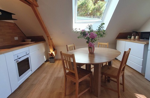 Saint-Andre-des-Eaux Apartment | L'Escapade Briéronne*, between Brière and the Atlantic coast, quiet garden with trees