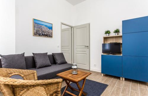 Les Grands Carmes Apartment | L'Escapade Marseillaise T2 Moderne avec Cuisine Équipée et à 5 min du Vieux-Port