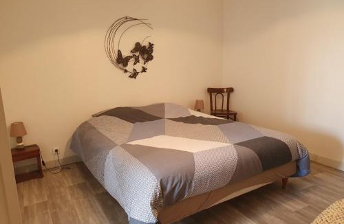 Charbuy Apartment | L'Escargot accommodation
