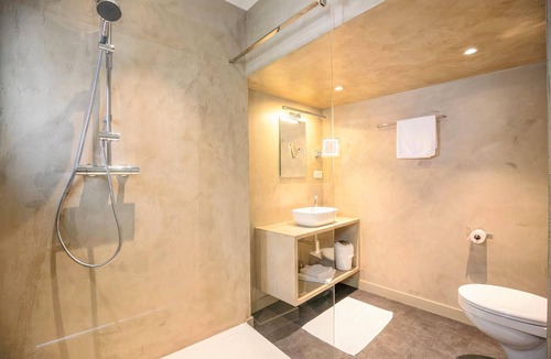 Bernister Hotel | L'Esprit Sain