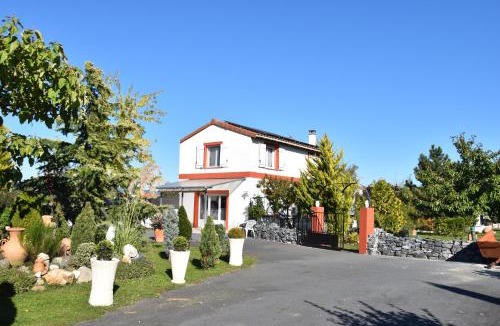 Vieille-Brioude House | L'estanco