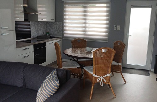 Thuin Apartment | L'Evasion Thudinienne, furnished ground-floor apartment
