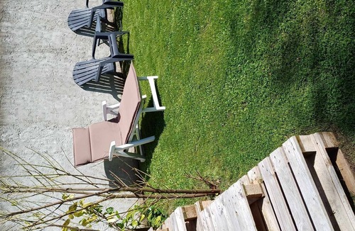 Les Waibes Apartment | L'Evasion Thudinienne, gîte on the 1st floor accessible by an outside staircase