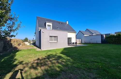 Saint-Lunaire House | L'Exploratrice - maison familiale 5 chambres - plage à 500 m