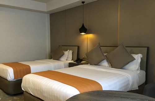 Bacolod Hotel | L'Fisher Hotel