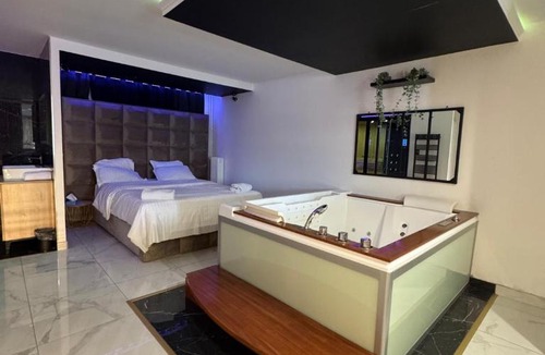 Downtown Le Havre Hotel | L&H SUIT