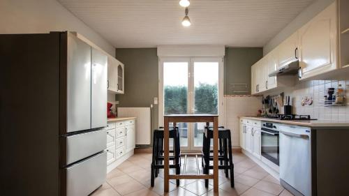 Athies House | L'Hermitage jardin billard et wifi haut debit