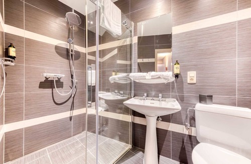 Comblain-la-tour Hotel | L'Imperi'Ale