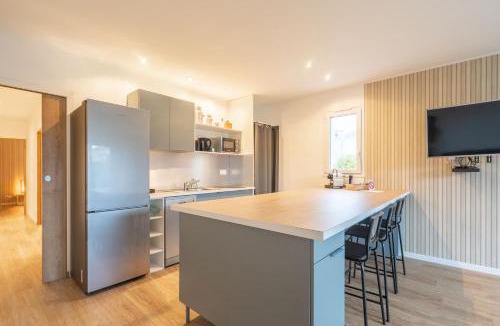 Saint-Hippolyte House | L'instant fleuri