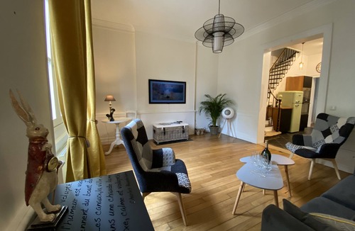 Chartres Apartment | L'interlude Gite de Standing au Coeur de Chartres Avec Parking