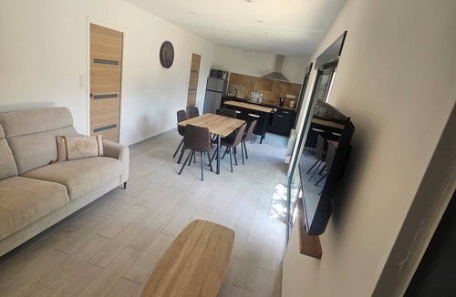 Corne Condo | L'oasis de Corné family relaxation centre