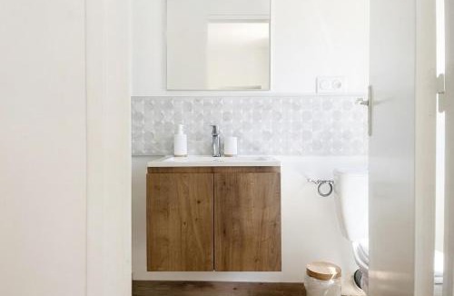 Roanne Apartment | L'Opale