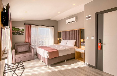 Akcay Hotel | L'opera Deluxe Hotel