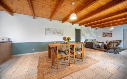 La Charmee House | L'Orée du Bois