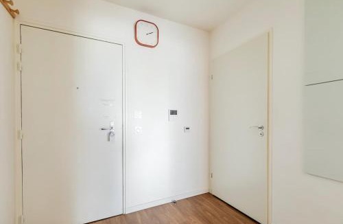 Pierrefitte-sur-Seine Apartment | L'ORANGER cosy, moderne, parking privé, proche tramway