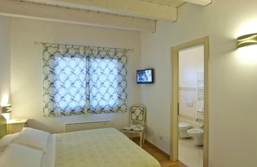 Giulianova House | L'Orso e L'Ape B&B