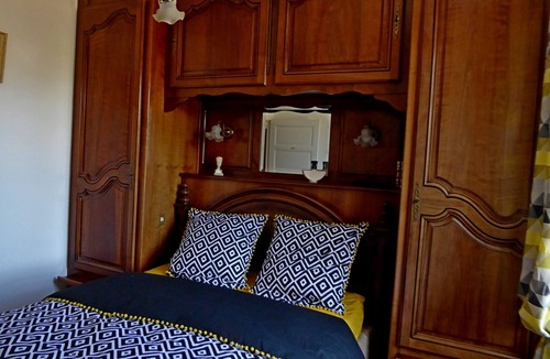 Saint-Cyprien-sur-Dourdou House | L'oustal des Bons Vivants