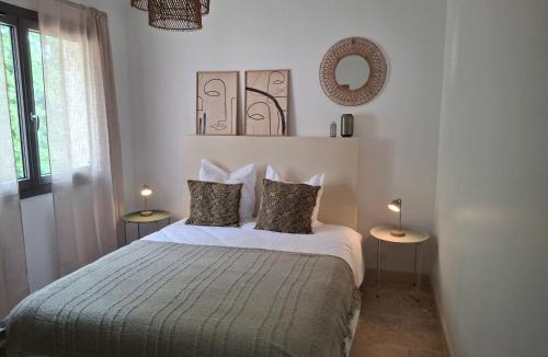 Saint-Paulet-de-Caisson House | L 'oustalet