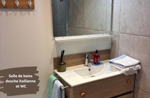 Belcodene Apartment | L'Oustalet - T2 neuf, calme, jardin privatif, clim