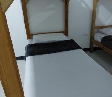 Barangka Ilaya Hostel | L'Pad Place