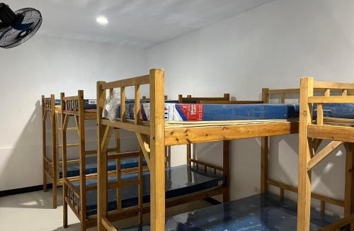 Barangka Ilaya Hostel | L'Pad Place