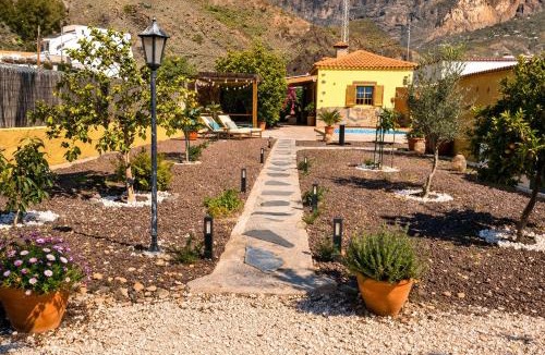 San Bartolome de Tirajana Ski Chalet | La Almendra