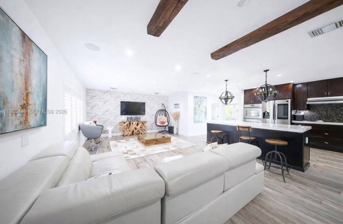 Tamiami House | La Atenea