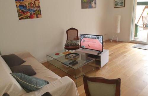 La Pointe Rouge Apartment | La Balancelle