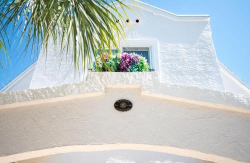 Pass-a-Grille House | La Barra - Full Property