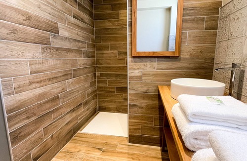 Seguret Hotel | La Bastide Bleue