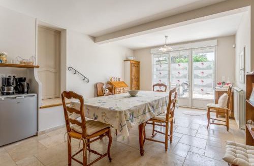 Orange Bed & Breakfast | La Bastide Des Mereuilles
