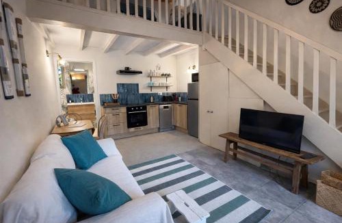 Castillon-du-Gard Bed & Breakfast | La Bastide des Pins