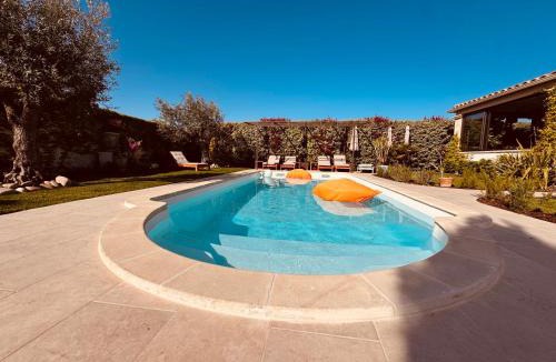 Plan-d'Orgon Bed & Breakfast | La Bastide des Romarins