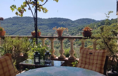 Le Bar-sur-Loup Apartment | La Bastide Saint Christophe