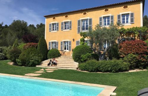 Cabries Bed & Breakfast | La Bastide Tara