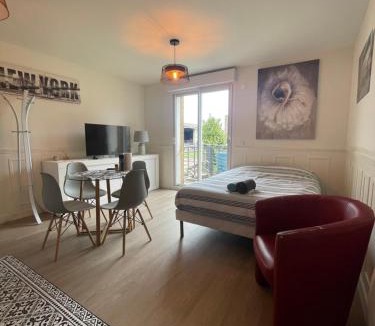 Angouleme Apartment | La Belle Echappée