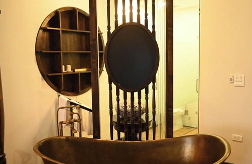 Hang Bac Hotel | La Belle Maison