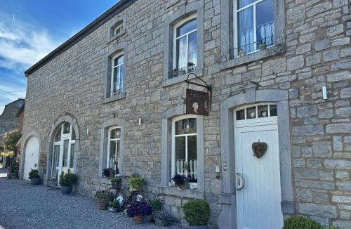 Izier House | La Belly d'or