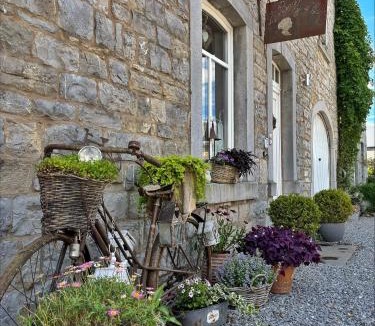 Izier House | La Belly d'or