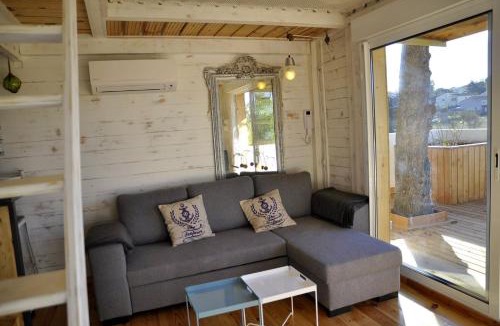 Saint-Jean-de-Vedas Ski Chalet | La bicoque