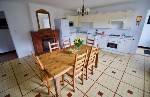 Saint Germain du Seudre Cottage | La Bigorre Well Cottage - family friendly, heated pool, 30 mins to great beaches