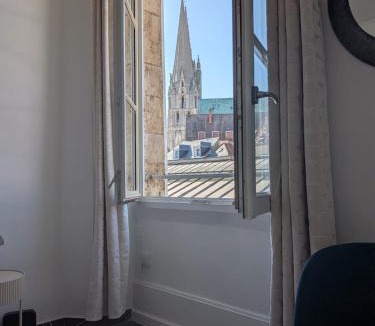 Chartres Apartment | La Billardise