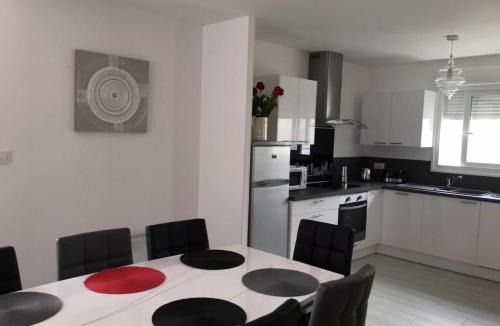 Cisse House | La blanche maille