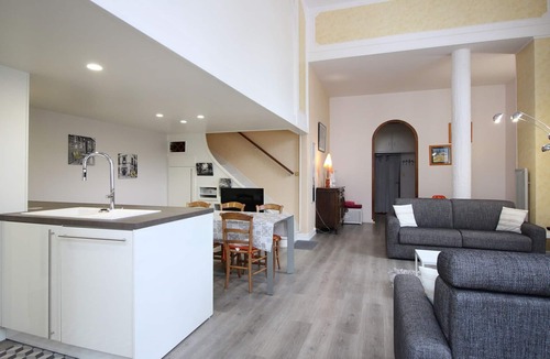 La Bourboule Apartment | La Bourboule Center - Ground Floor T2 Apartment with WIFI
