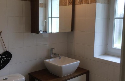 Checy Apartment | La Bretauche