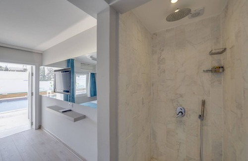 Akyarlar Hotel | La Brezza Suite & Hotel
